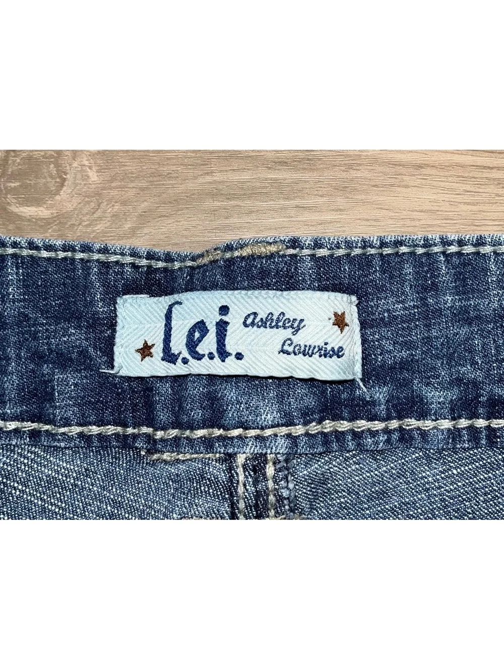 L.e.i. Ashley Lowrise Denim Shorts Junior Size 9